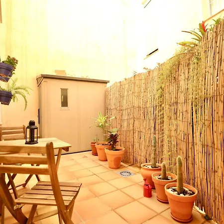 Super - Historic Centre Apartment